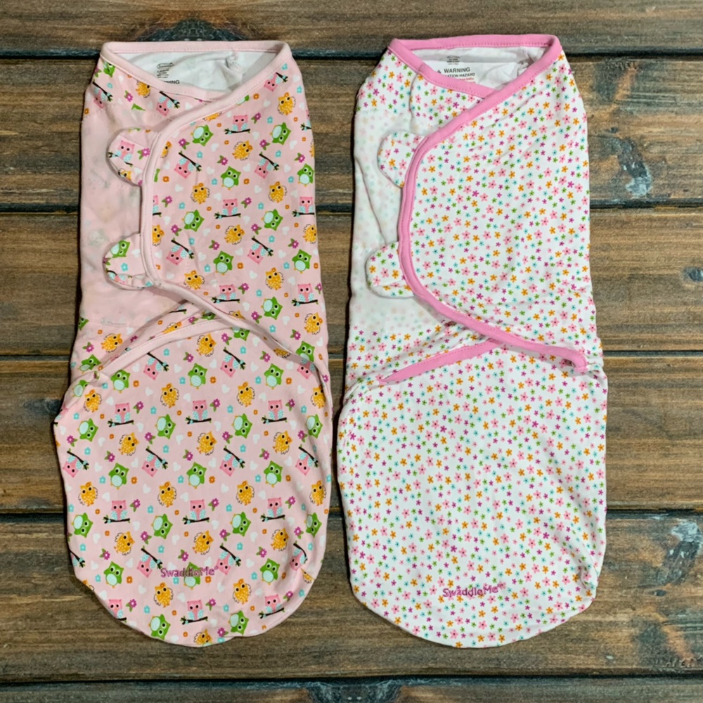 Set of 2 Summer brand SwaddleMe blankets - flower and owl designs - size 3-6mo